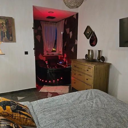 By The Sea - Prestige With A Luxurious Jacuzzi, Sauna And An Exclusive Massage Chair Available In One Of The Apartments! * Gdansk