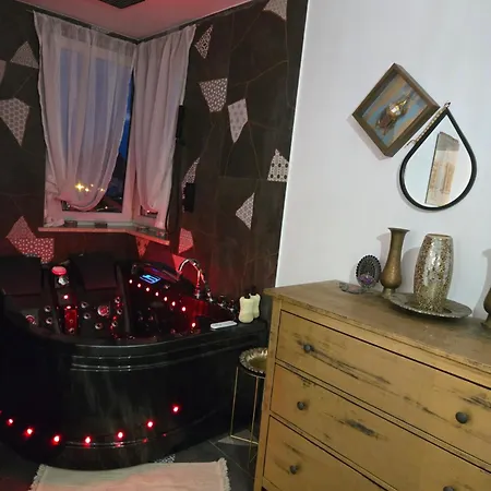 Apartment By The Sea - Prestige With A Luxurious Jacuzzi, Sauna And An Exclusive Massage Chair Available In One Of The Apartments! Gdansk