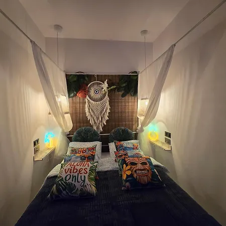 Apartment By The Sea - Prestige With A Luxurious Jacuzzi, Sauna And An Exclusive Massage Chair Available In One Of The Apartments!